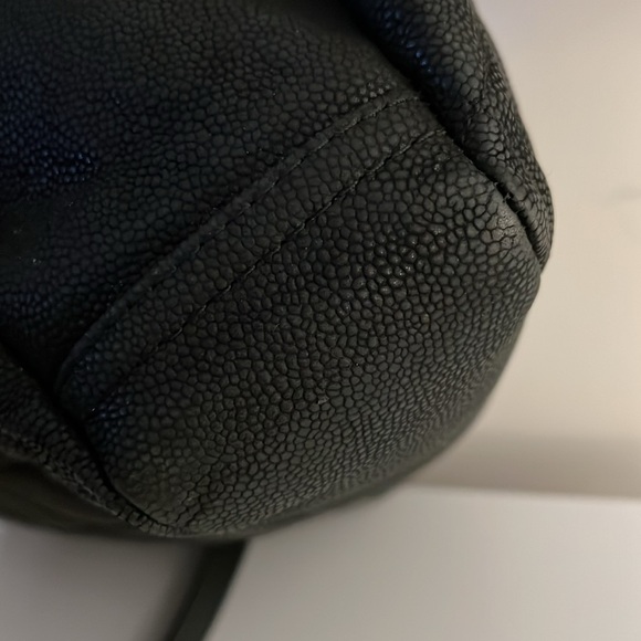 Chanel Black Quilted Leather Shoulder Bag - Picture 3 of 8